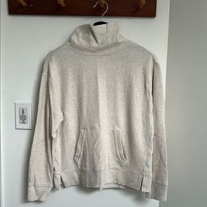 Women’s Cream Sweater | size Small | Faherty